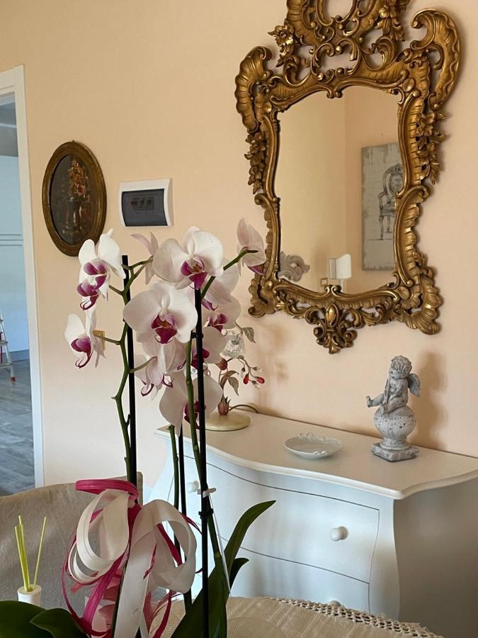Annali Casa Vacanze - Shabby Style Nella Natura La Spezia Eksteriør billede